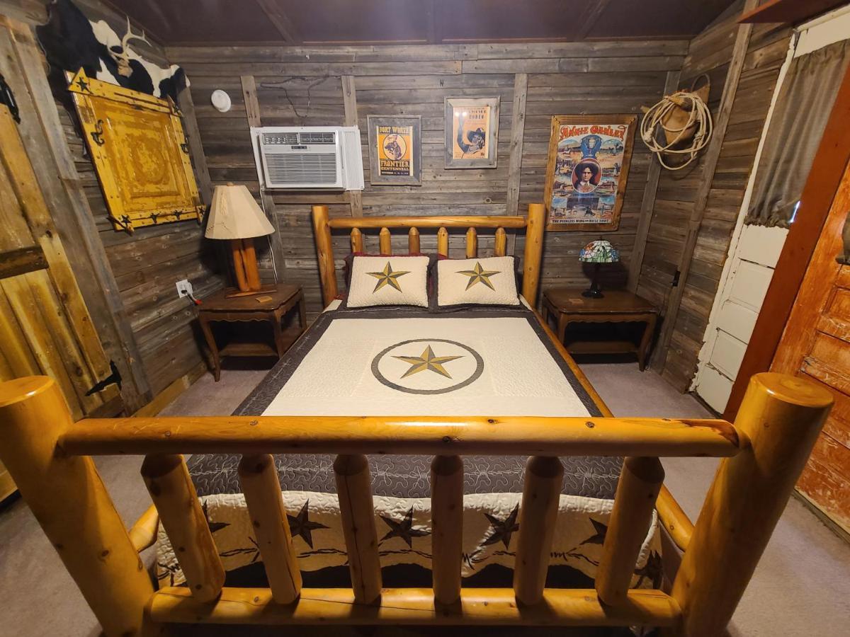 Buffalo Girls Hotel Кантон Экстерьер фото