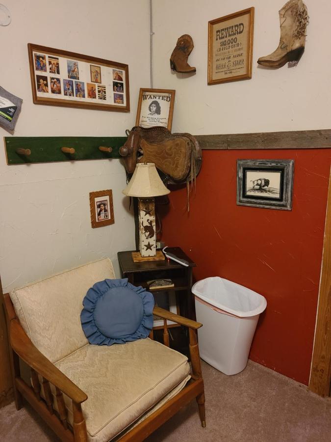 Buffalo Girls Hotel Кантон Экстерьер фото