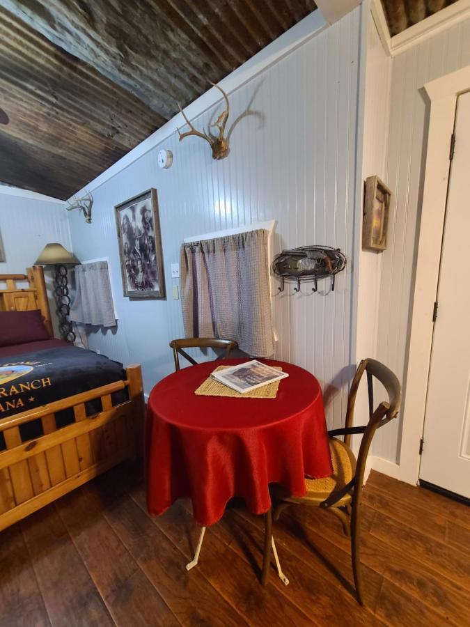 Buffalo Girls Hotel Кантон Экстерьер фото