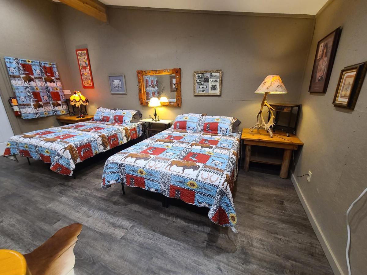 Buffalo Girls Hotel Кантон Экстерьер фото
